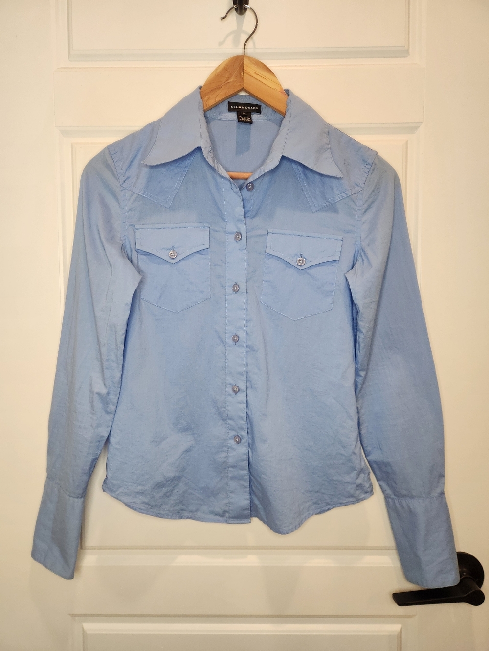 XS Club Monaco 100% Cotton Women's Light Blue Long Sleeve Button-Up Shirt - Picture 3 of 7